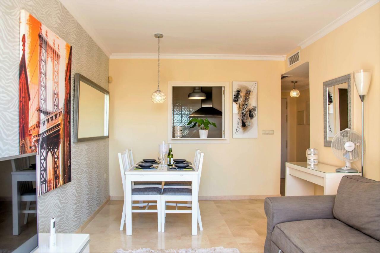 Free One Bedroom Retreat In Elviria Marbella Exterior photo
